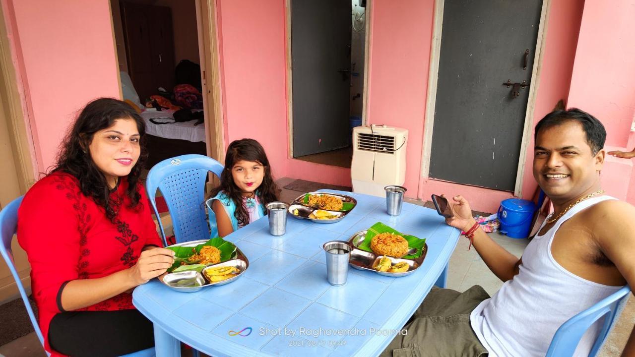 Abhi Homestay Hampi Exteriör bild