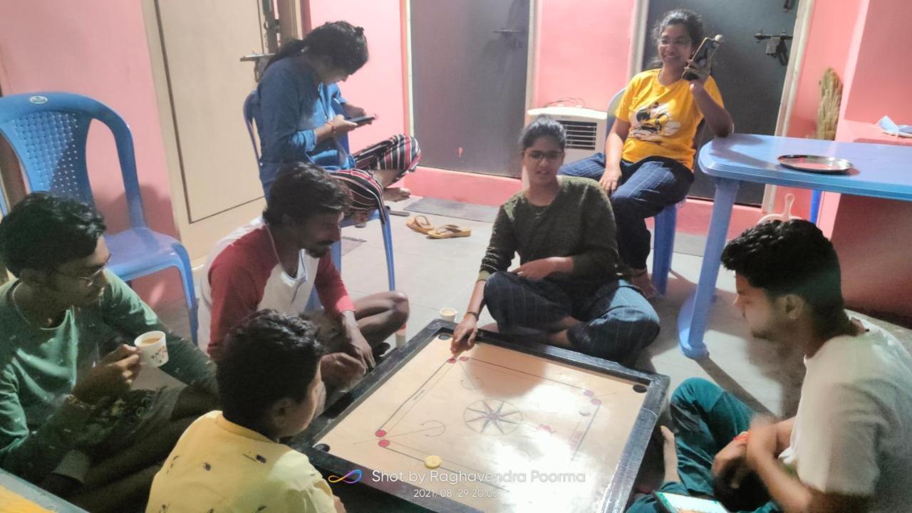 Abhi Homestay Hampi Exteriör bild